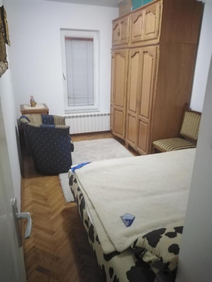 Kraljevski Apartman Kraljevo Exterior foto